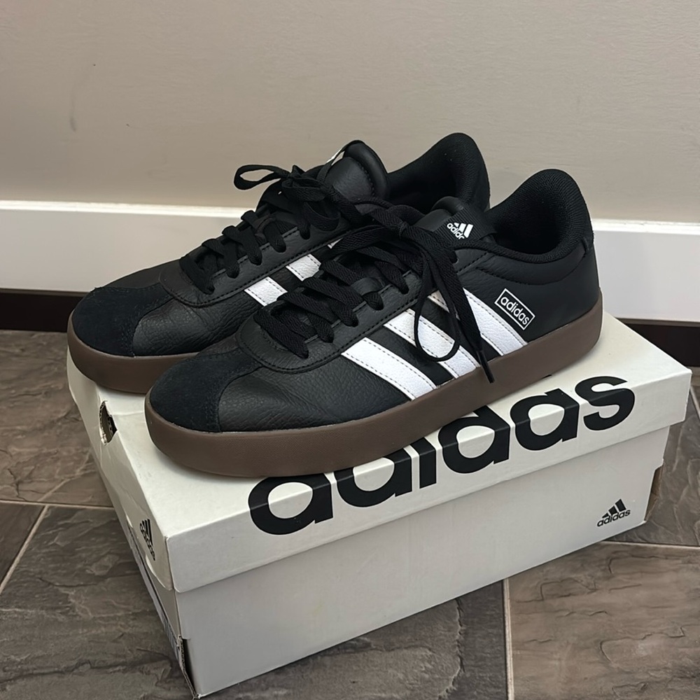Black adidas sneakers size 9